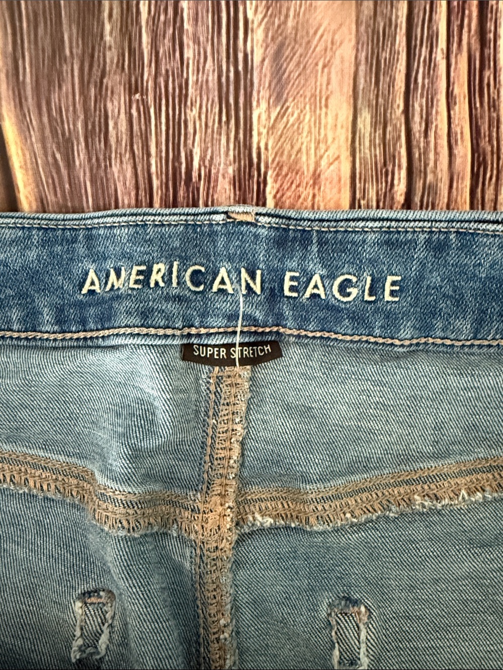 American Eagle Curvy Hi-Rise Denim Women's Shorts - Picture 3 of 5